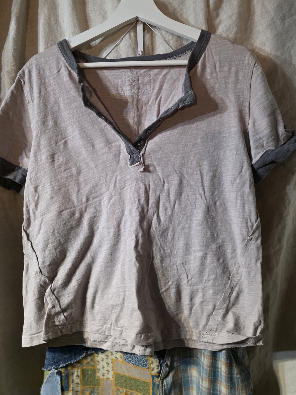Casual Short Sleeve Henley Top in Light Beige with Gray Trim